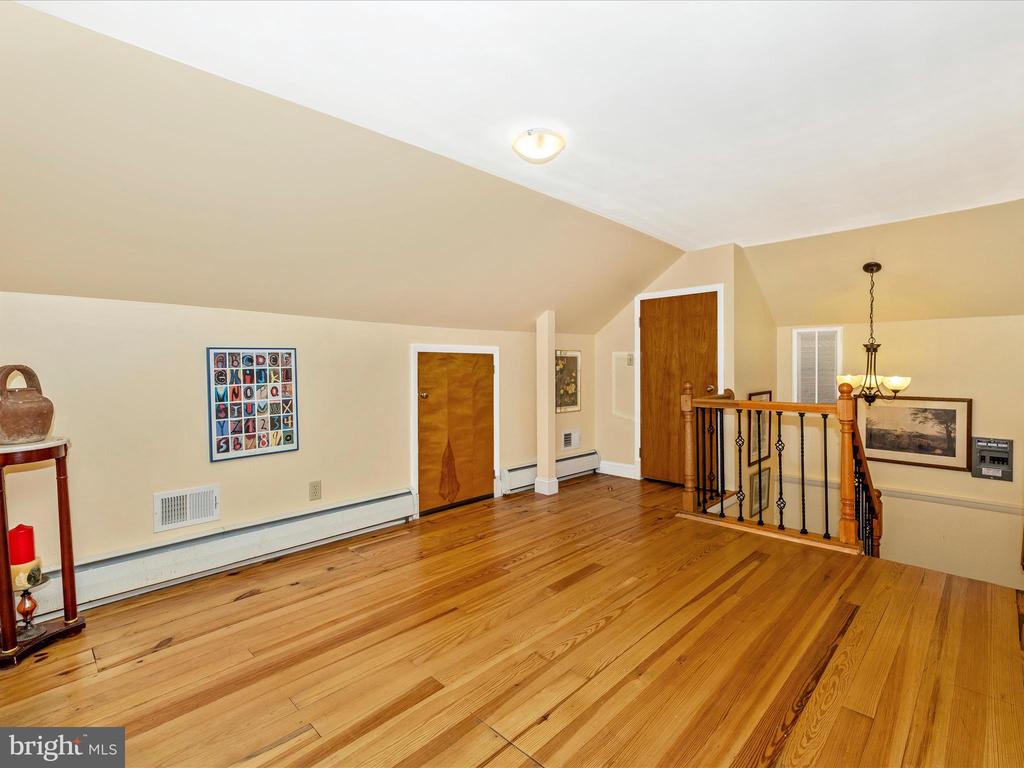 5004 Old National Pike