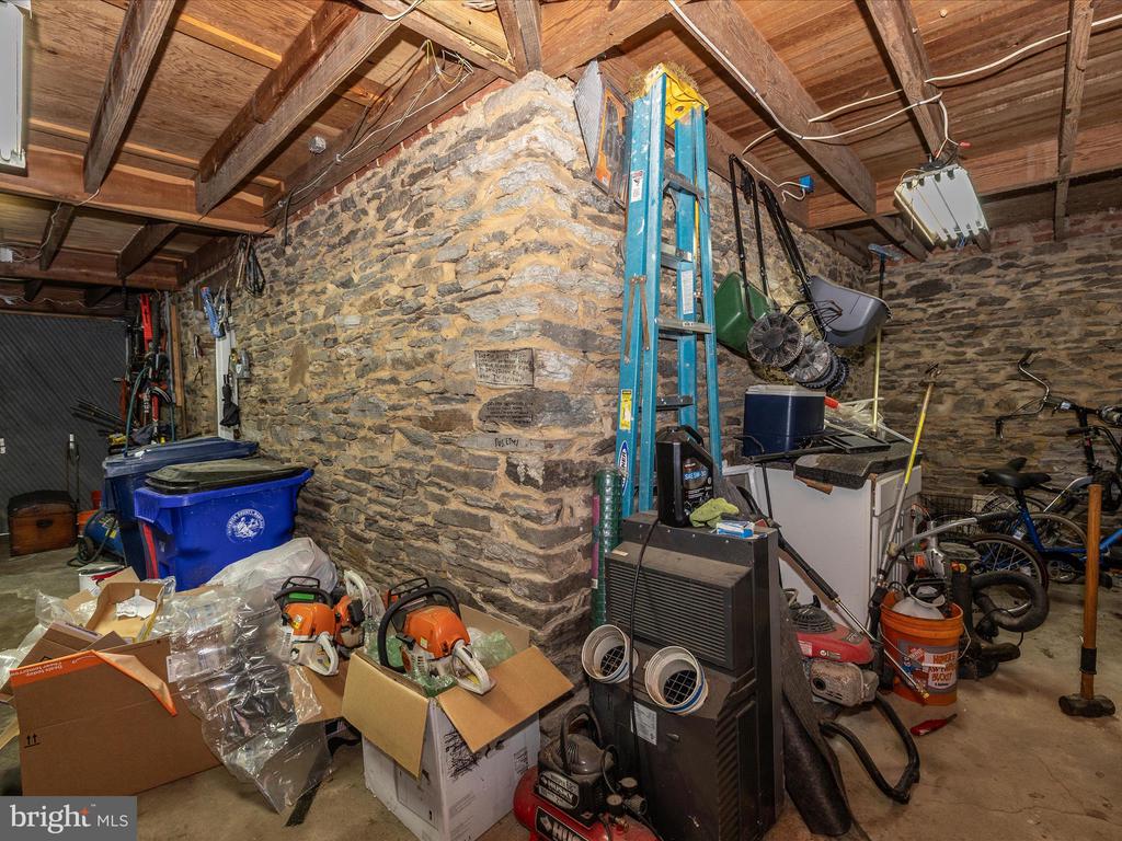 5004 Old National Pike