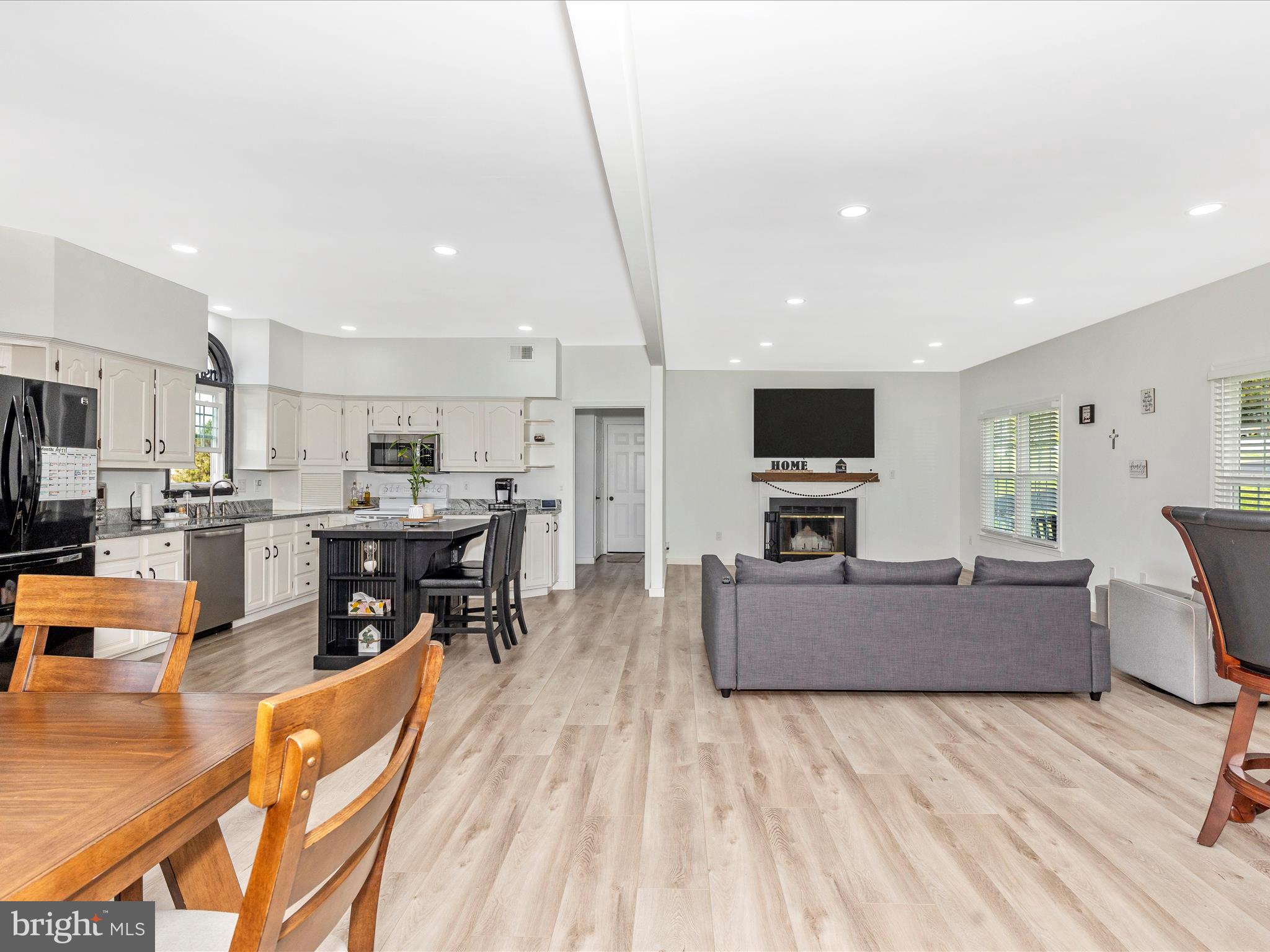 12504 SANDRA LEE COURT