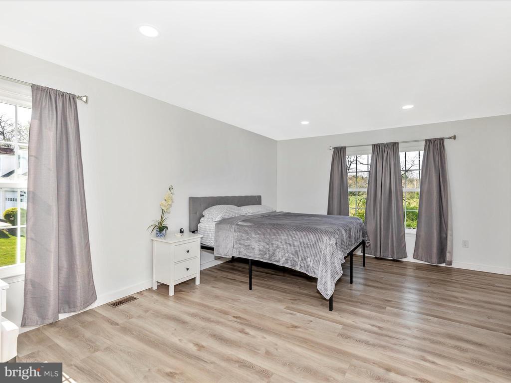 12504 SANDRA LEE COURT