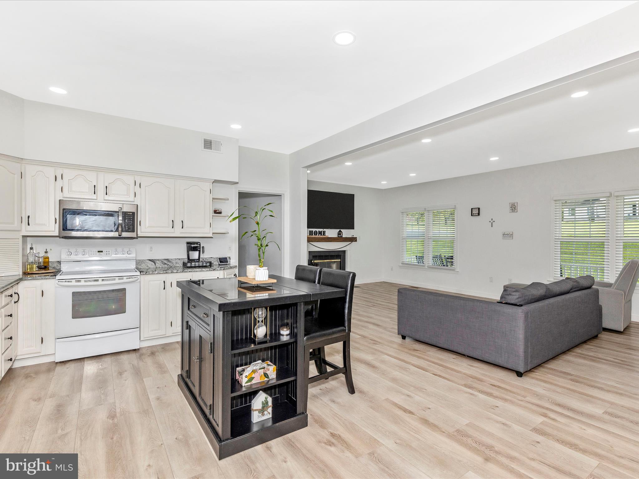 12504 SANDRA LEE COURT