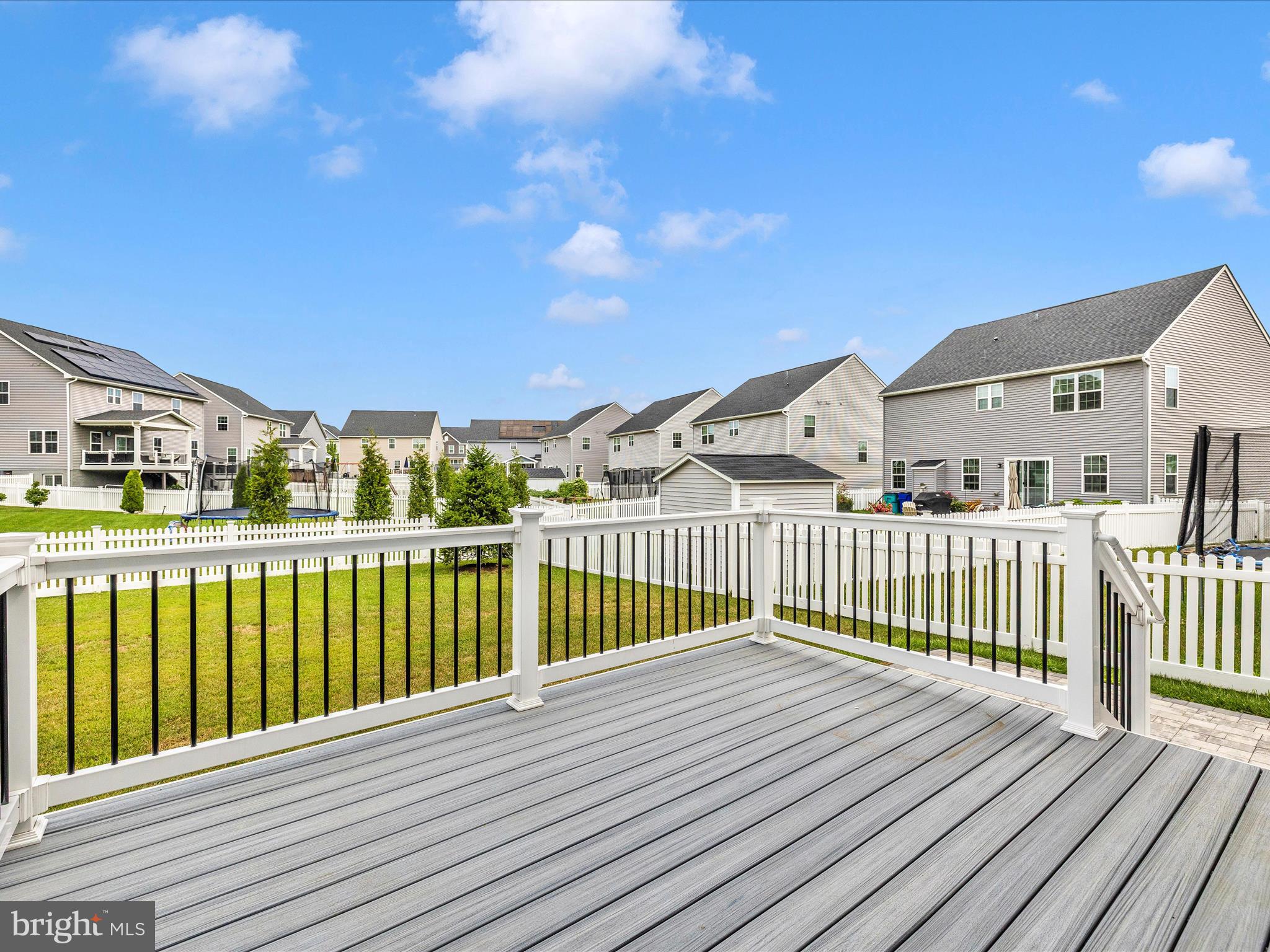 5220 Red Maple Dr