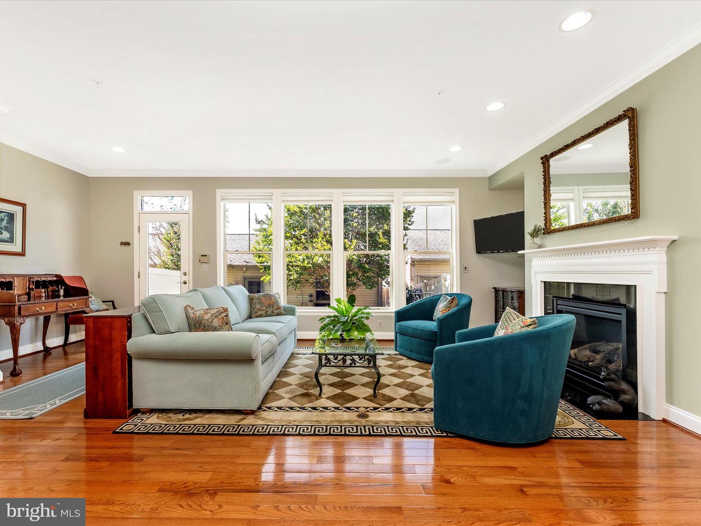 2507 Island Grove Blvd