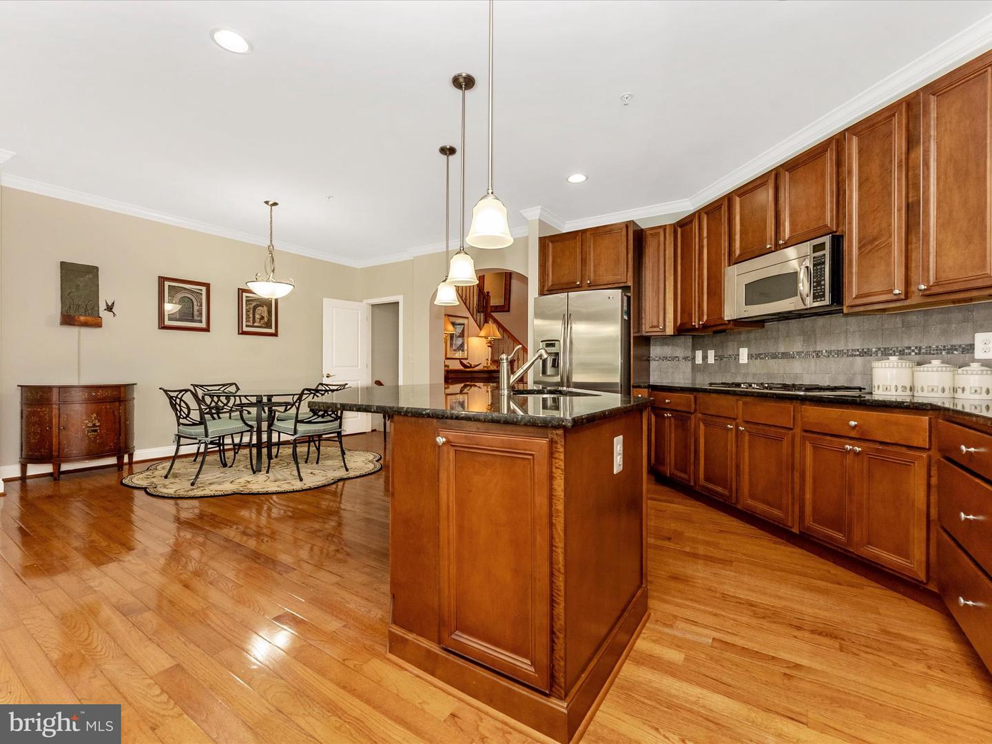 2507 Island Grove Blvd