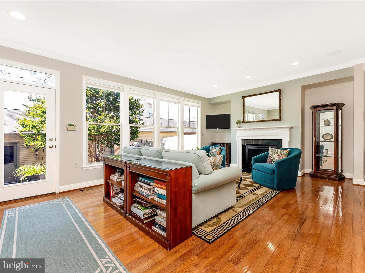 2507 Island Grove Blvd