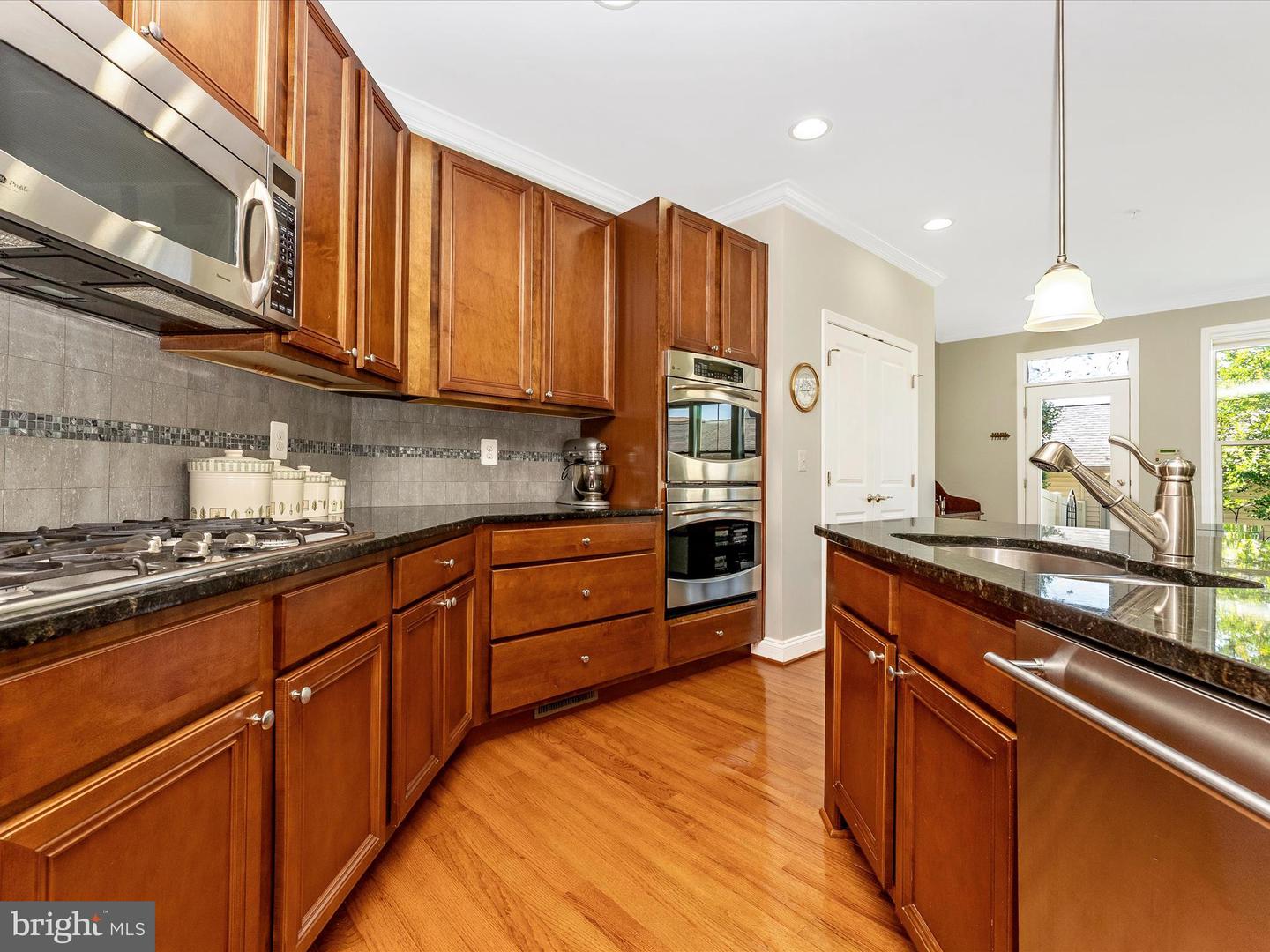 2507 Island Grove Blvd