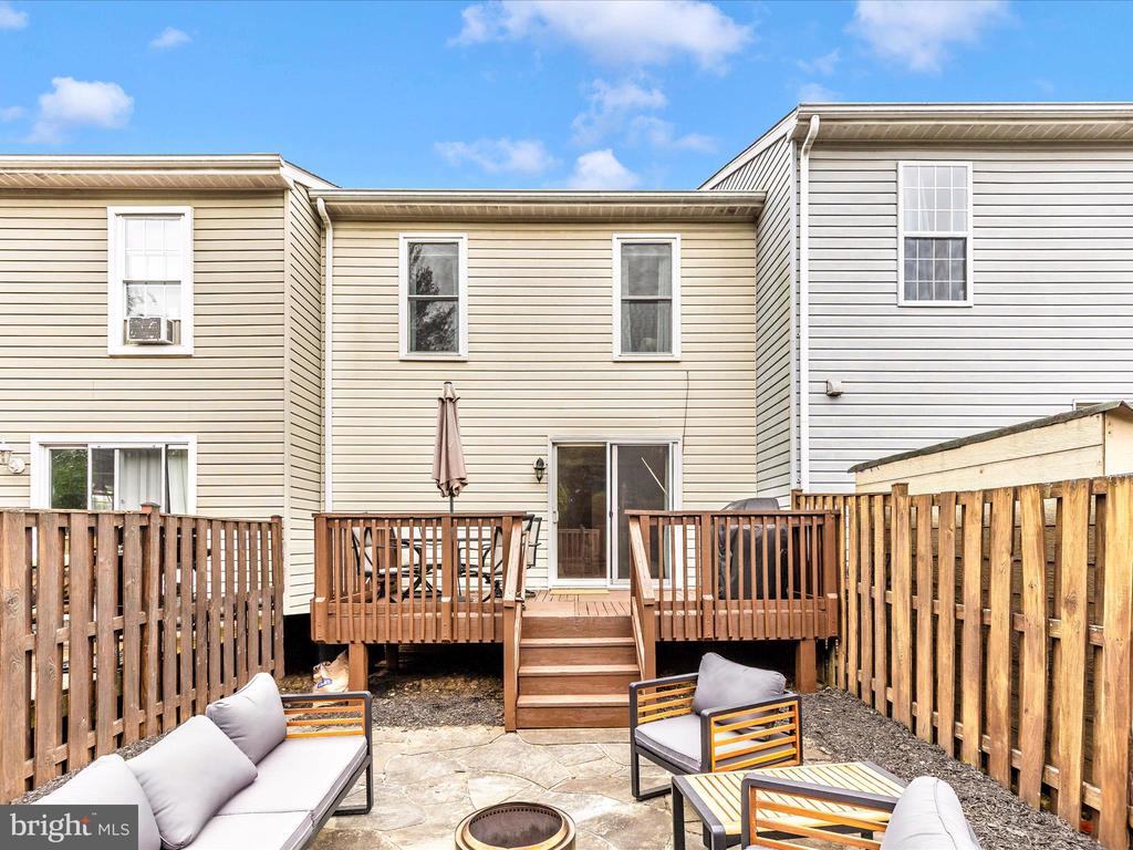 6796 Wood Duck Ct