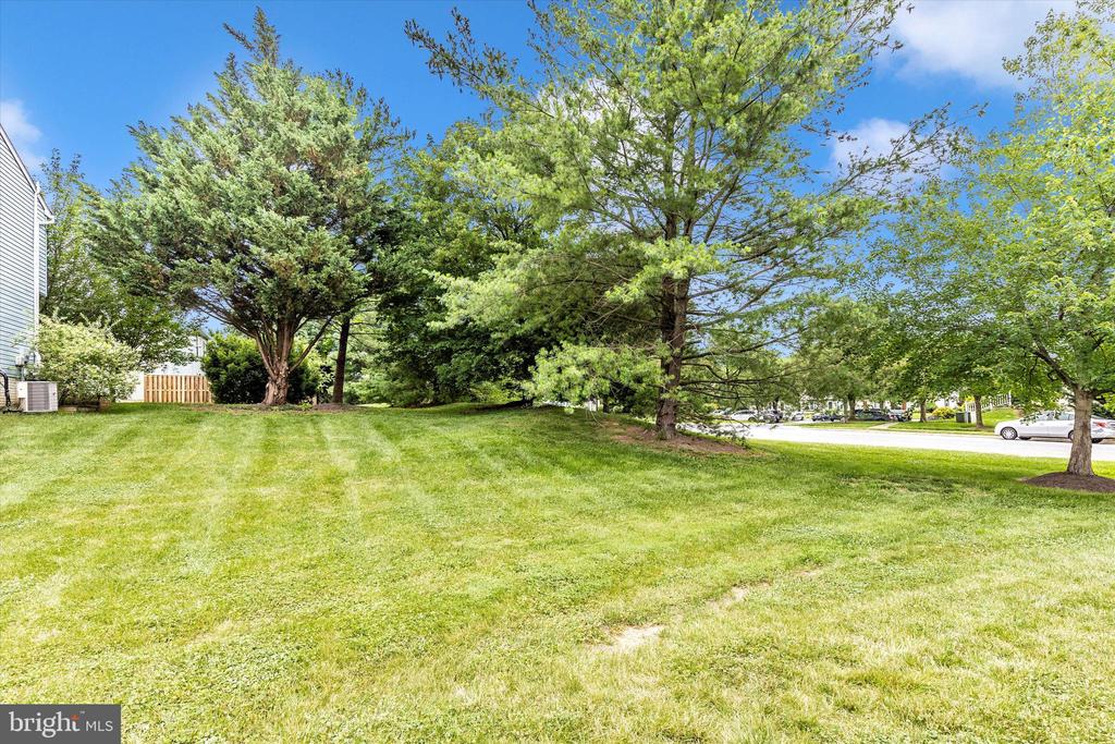 6796 Wood Duck Ct