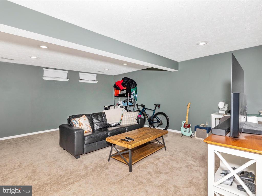 6796 Wood Duck Ct