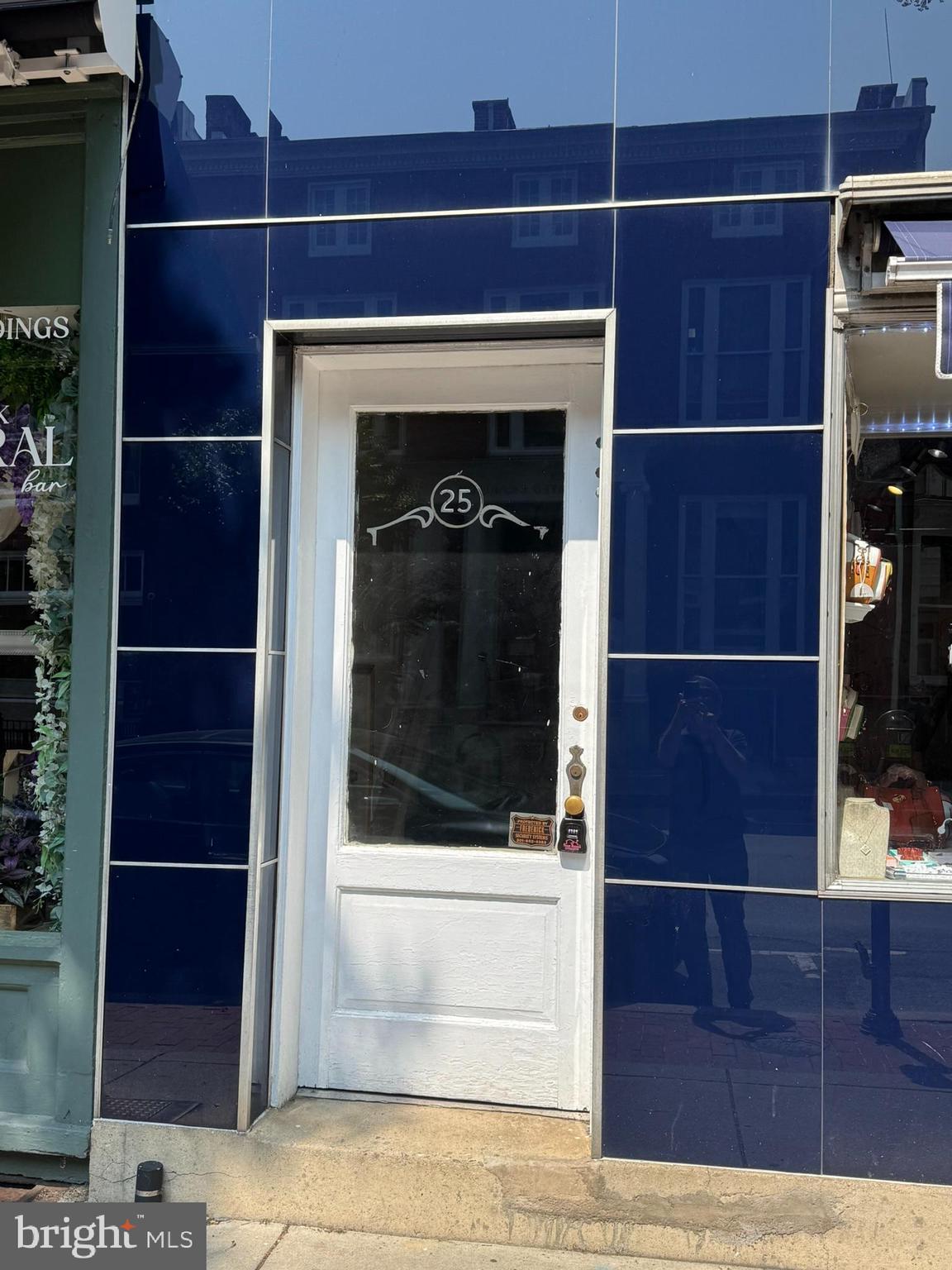 25 S MARKET ST #APT 3