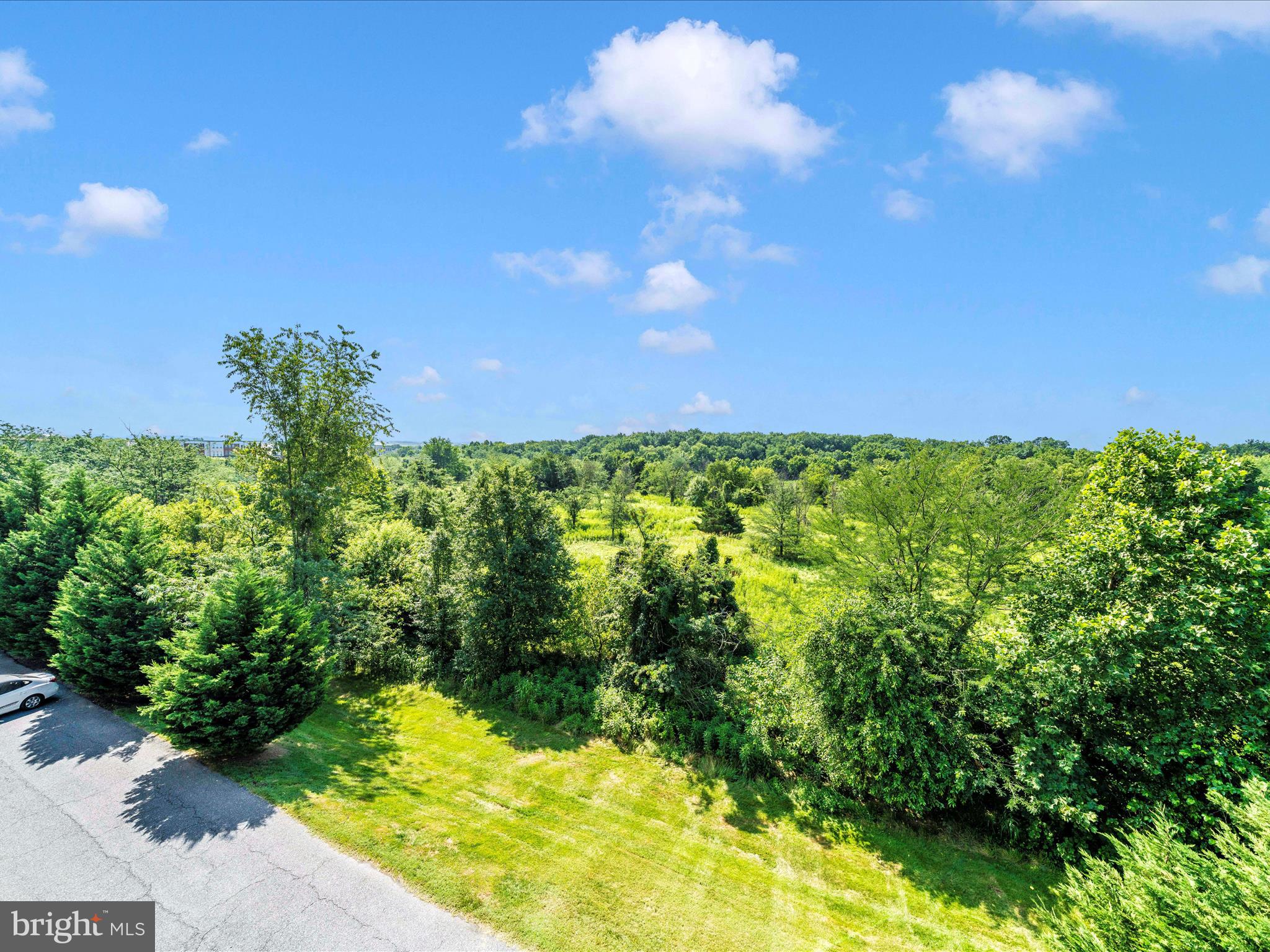 1400 Laurel Wood Way