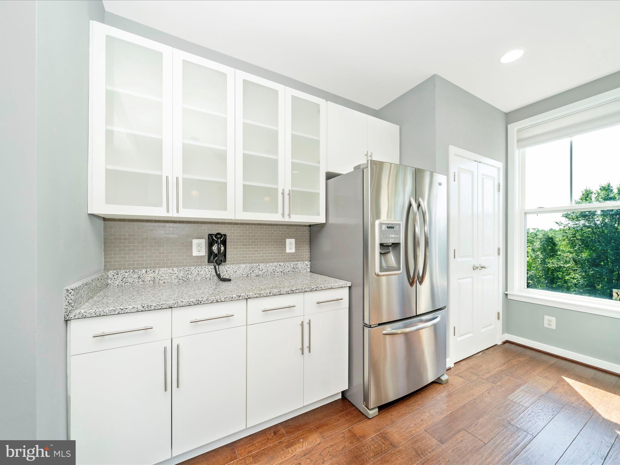 1400 Laurel Wood Way