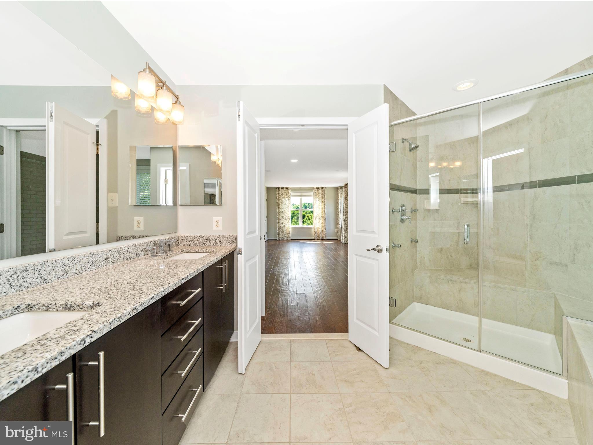 1400 Laurel Wood Way