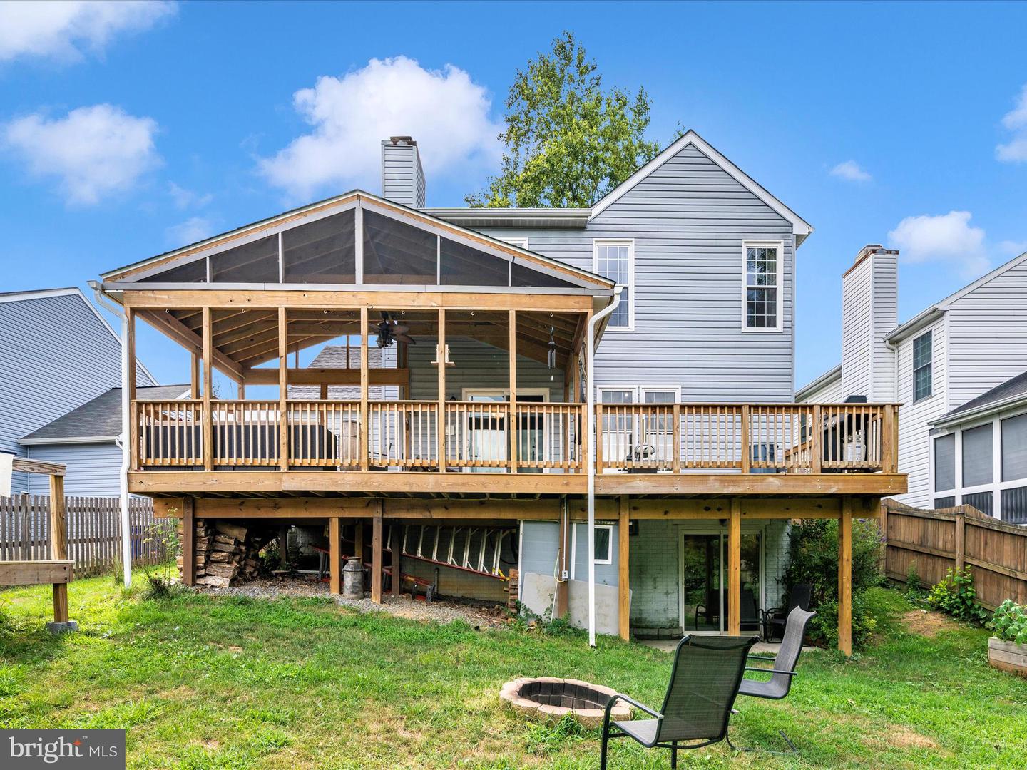 5004 Mallard Ln