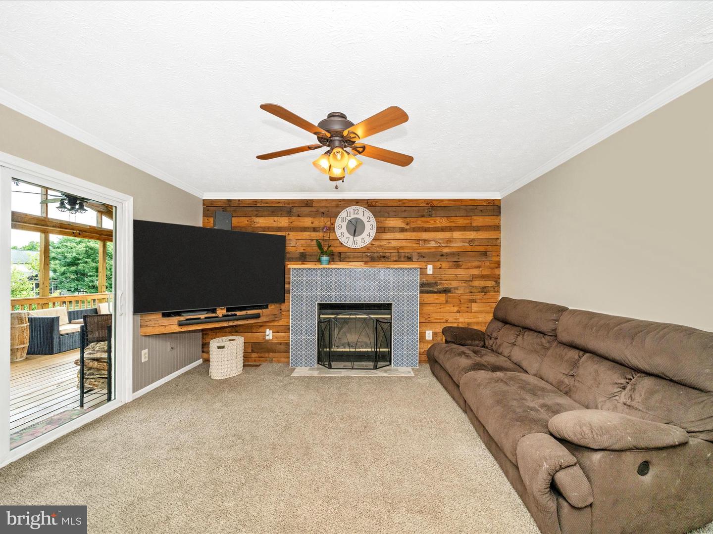 5004 Mallard Ln