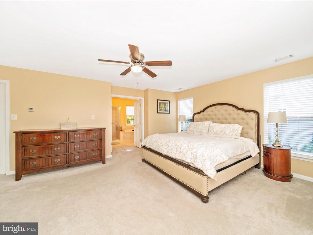 2809 DECATUR DRIVE