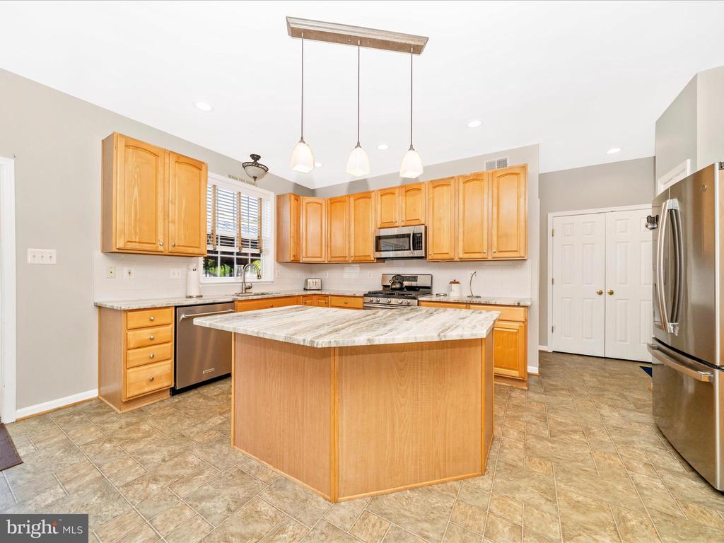 2809 DECATUR DRIVE