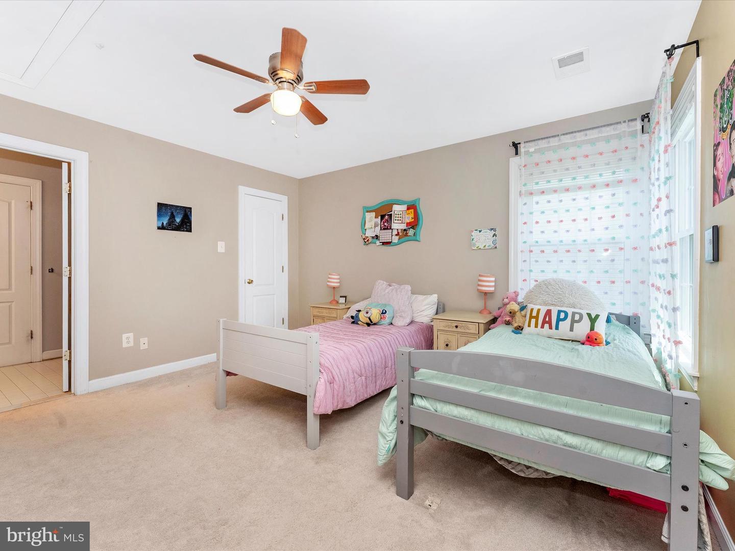 106 Bedrock Dr