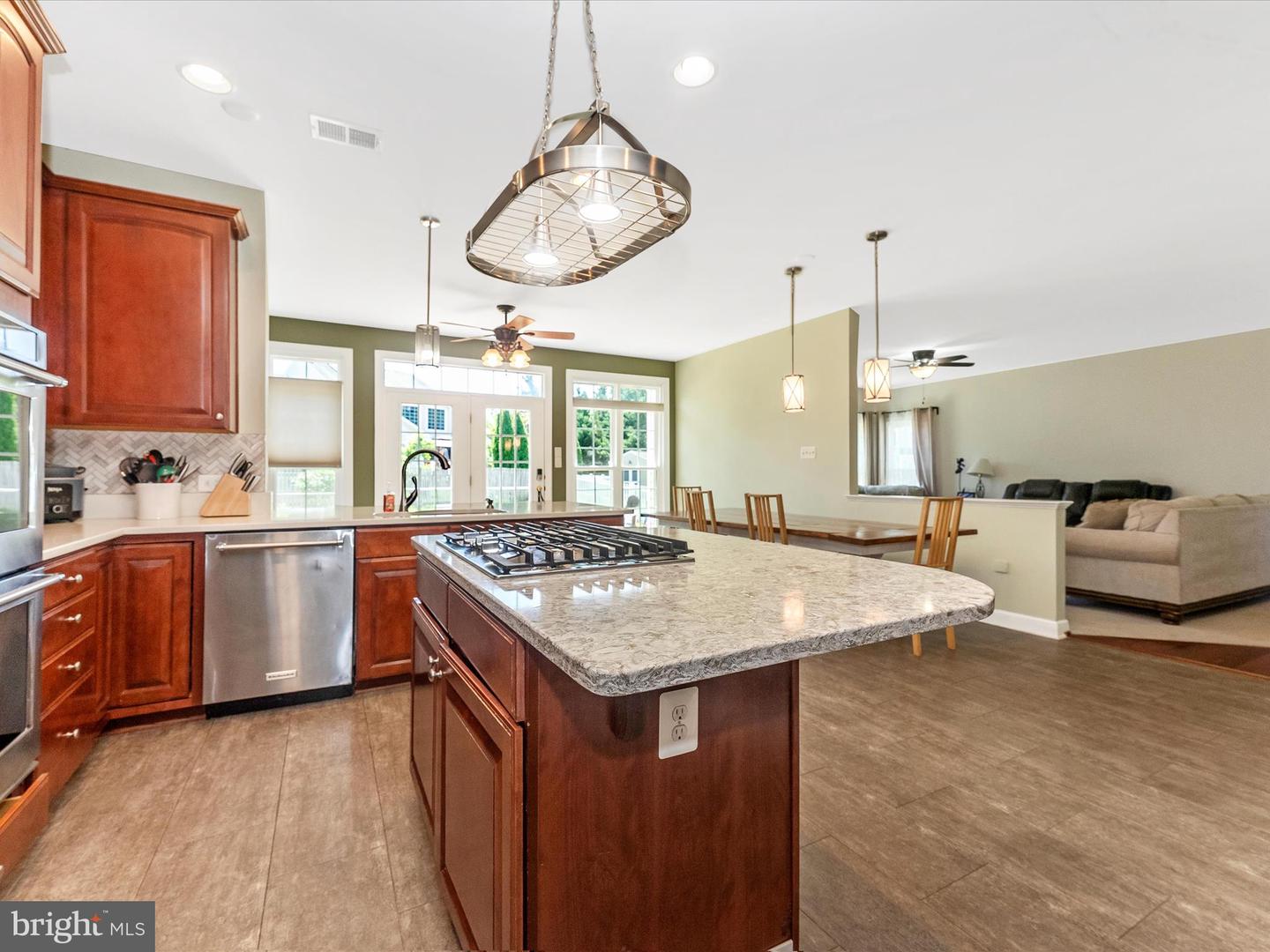106 Bedrock Dr