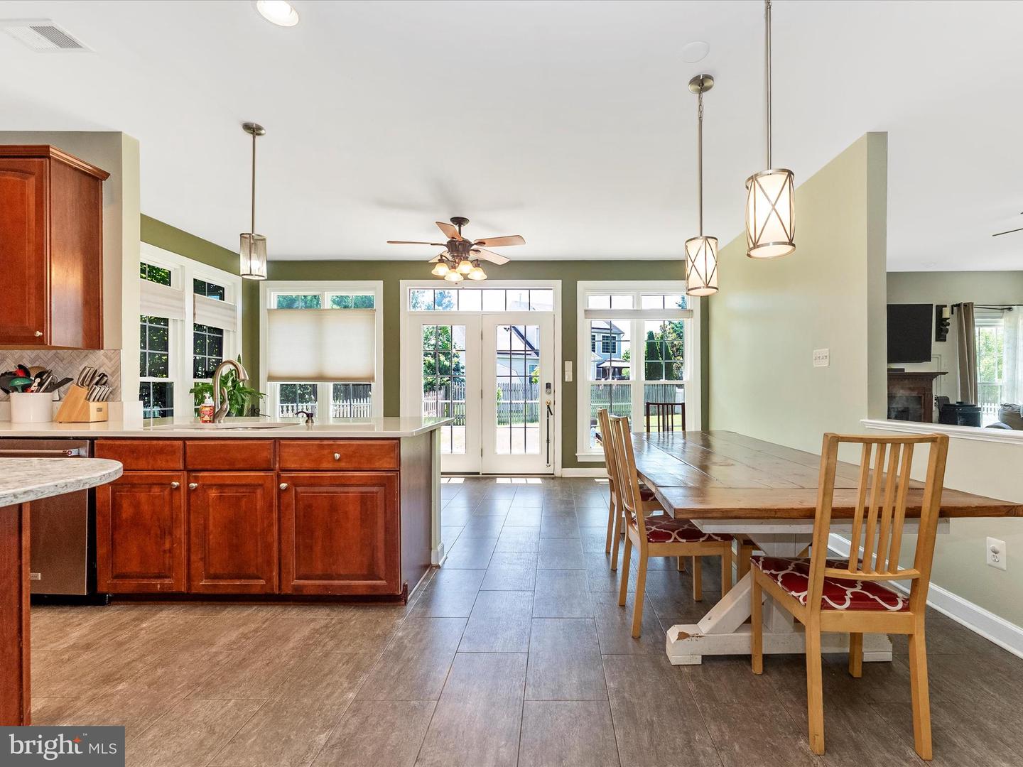 106 Bedrock Dr