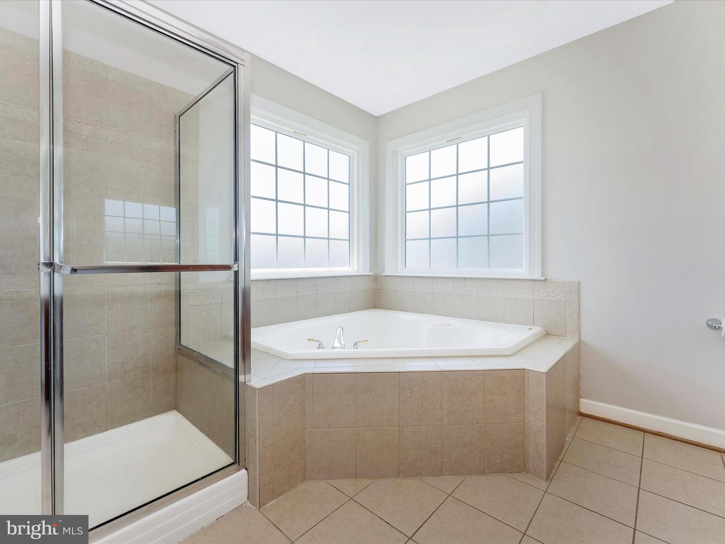 106 Bedrock Dr