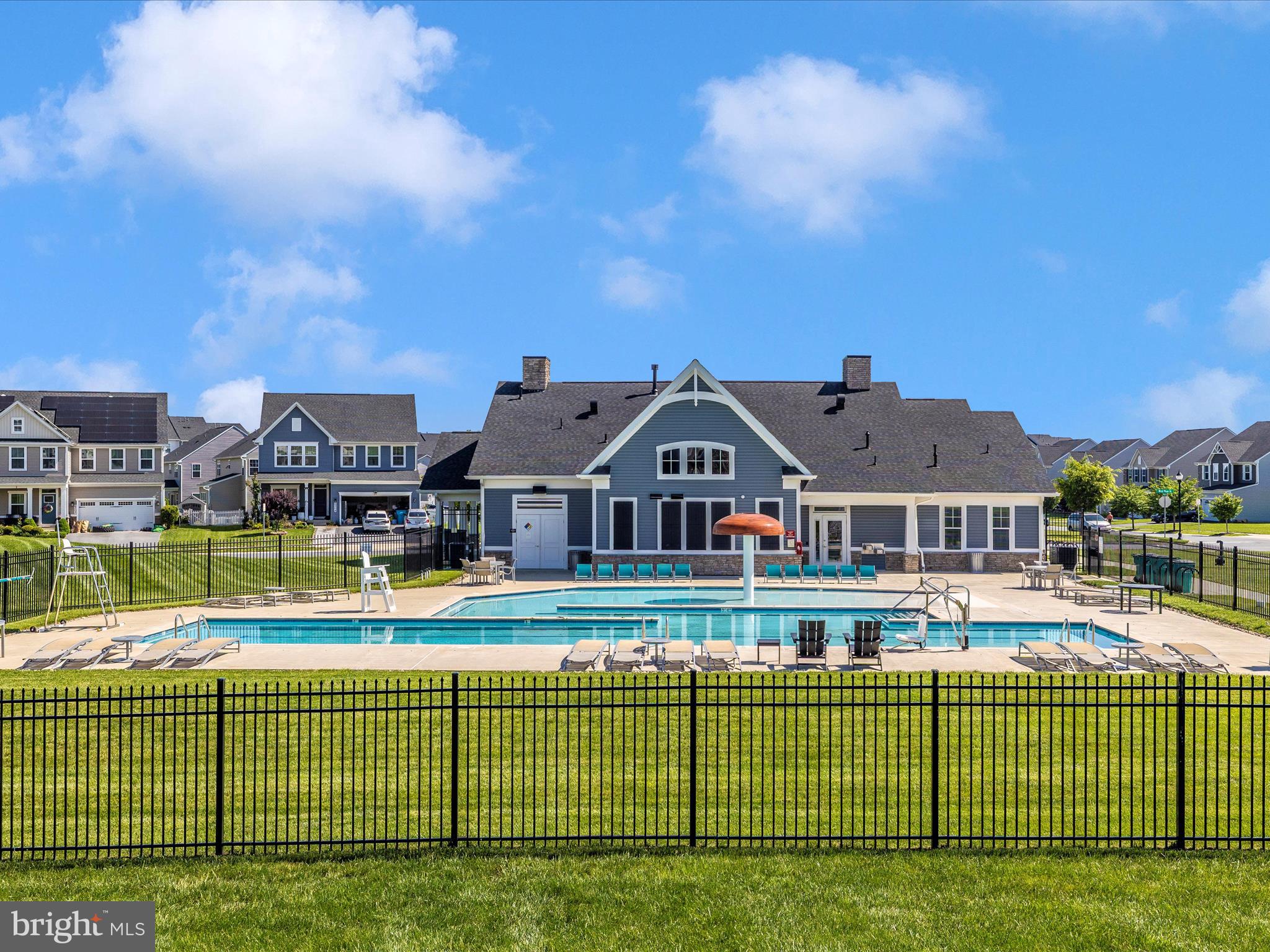 6452 Autumn Olive Dr