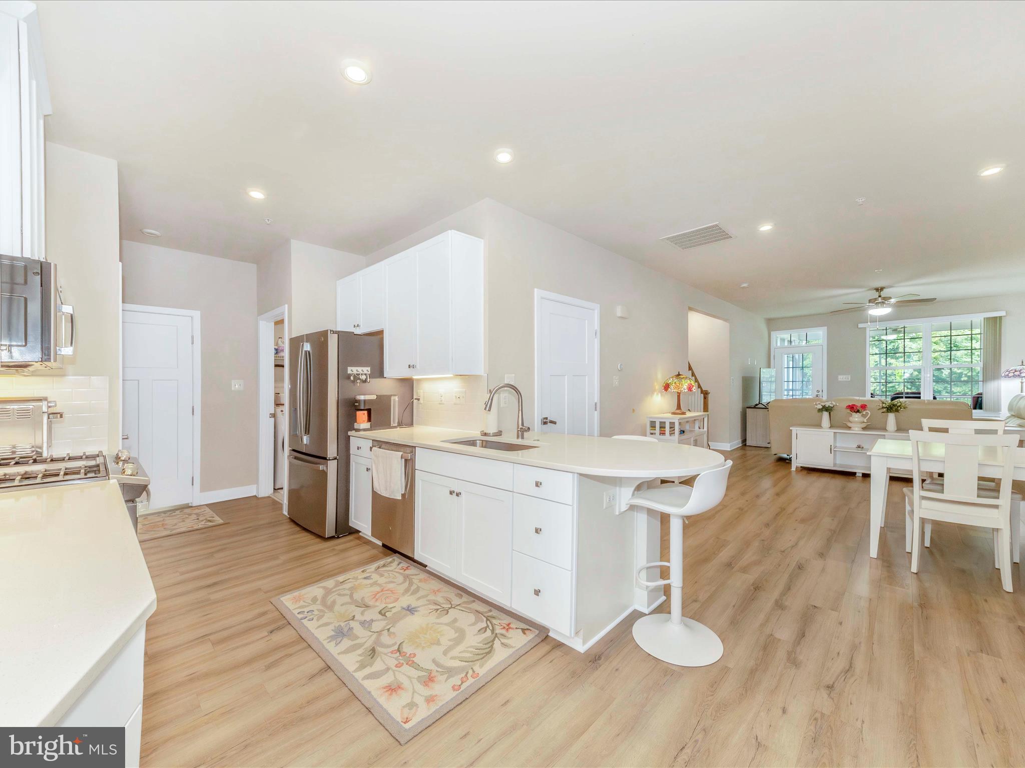 6452 Autumn Olive Dr