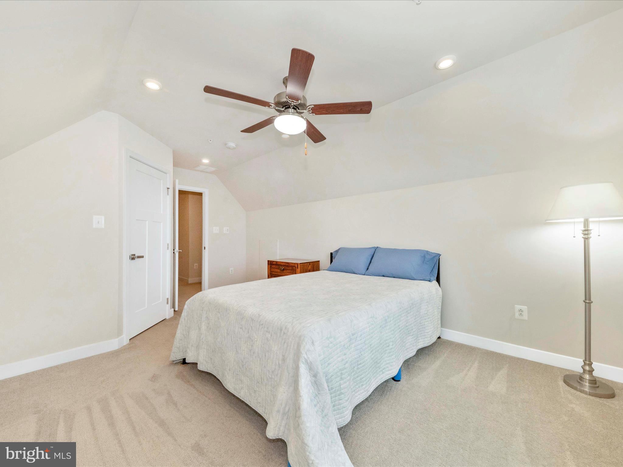 6452 Autumn Olive Dr