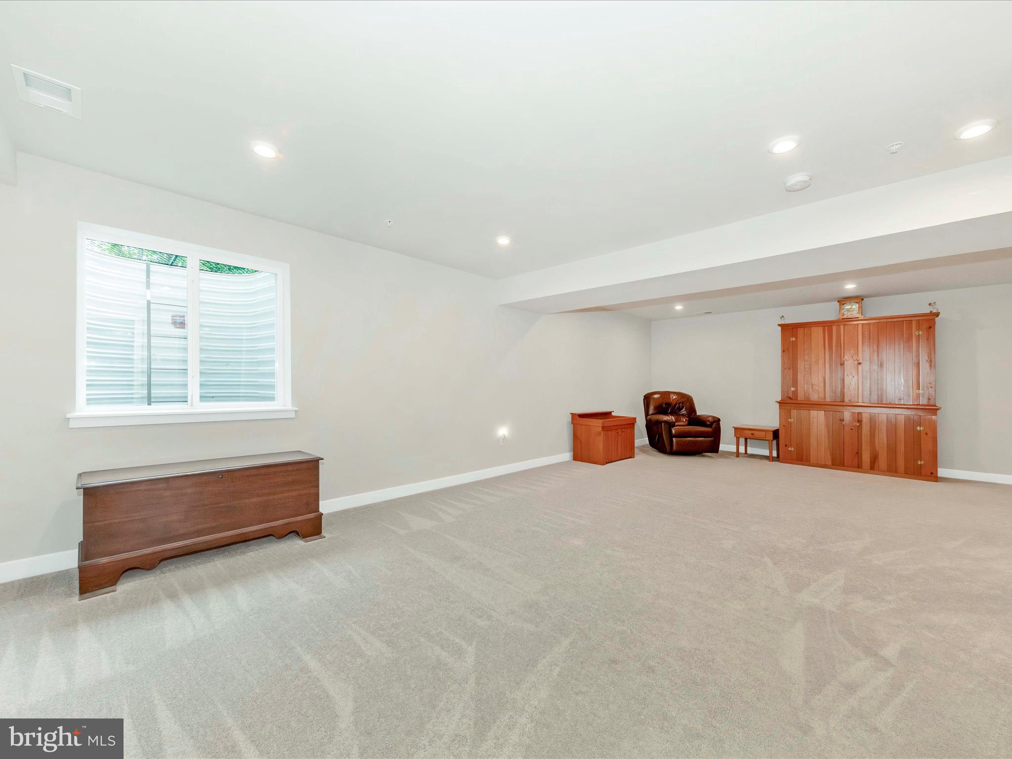 6452 Autumn Olive Dr