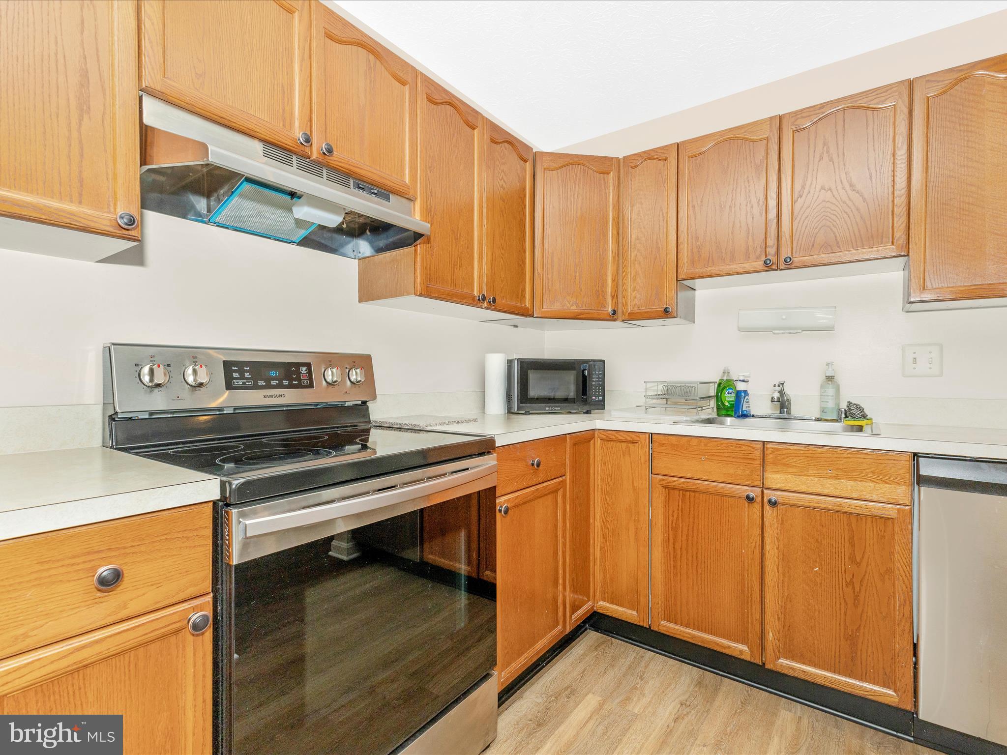 2106 Whitehall Rd #1b