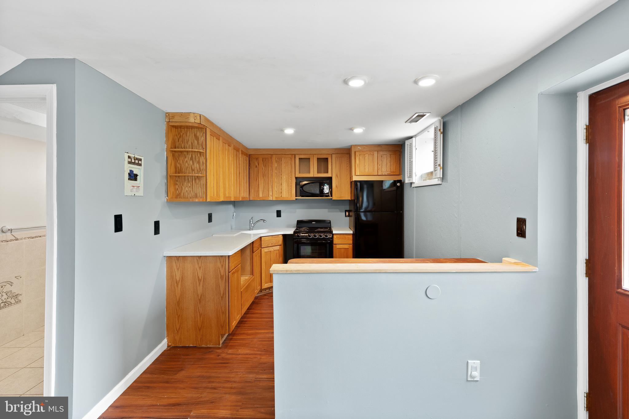 18 TERBEN COURT