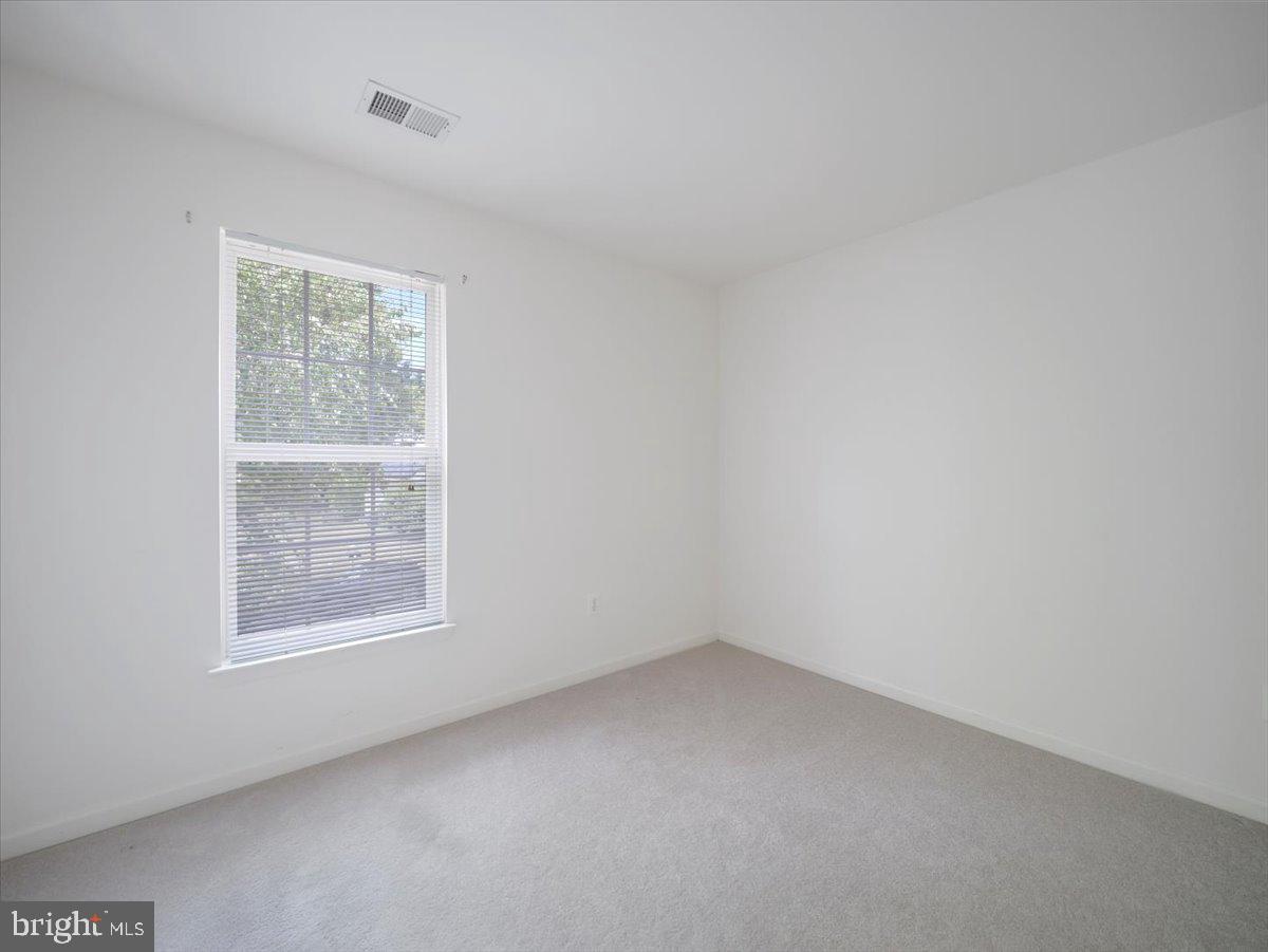 1721 DEARBOUGHT DRIVE