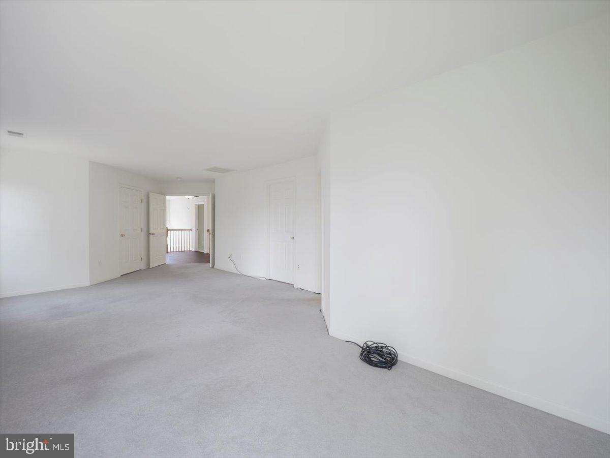 1721 DEARBOUGHT DRIVE