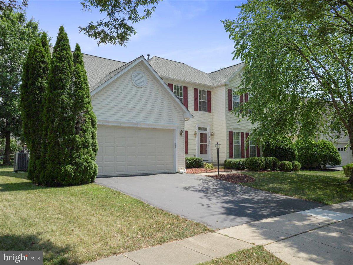 1721 DEARBOUGHT DRIVE