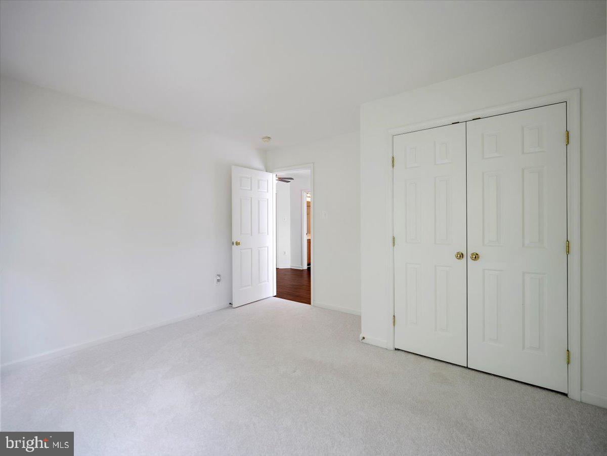 1721 DEARBOUGHT DRIVE