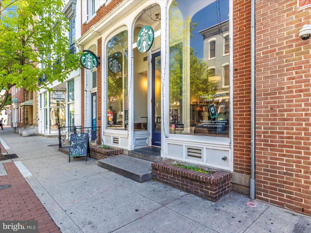 44 S Bentz St S