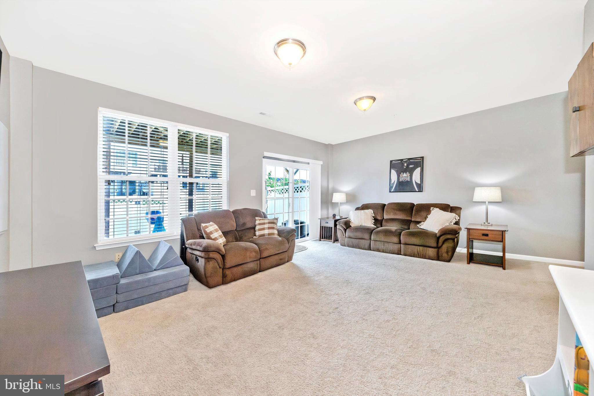 6394 Betty Linton Ln