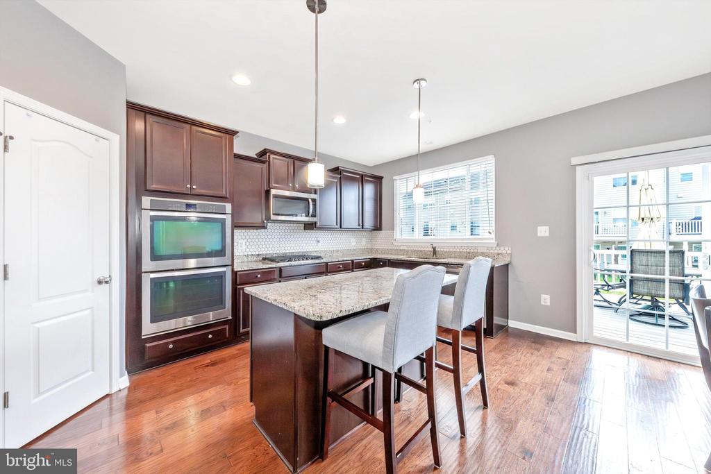 6394 Betty Linton Ln