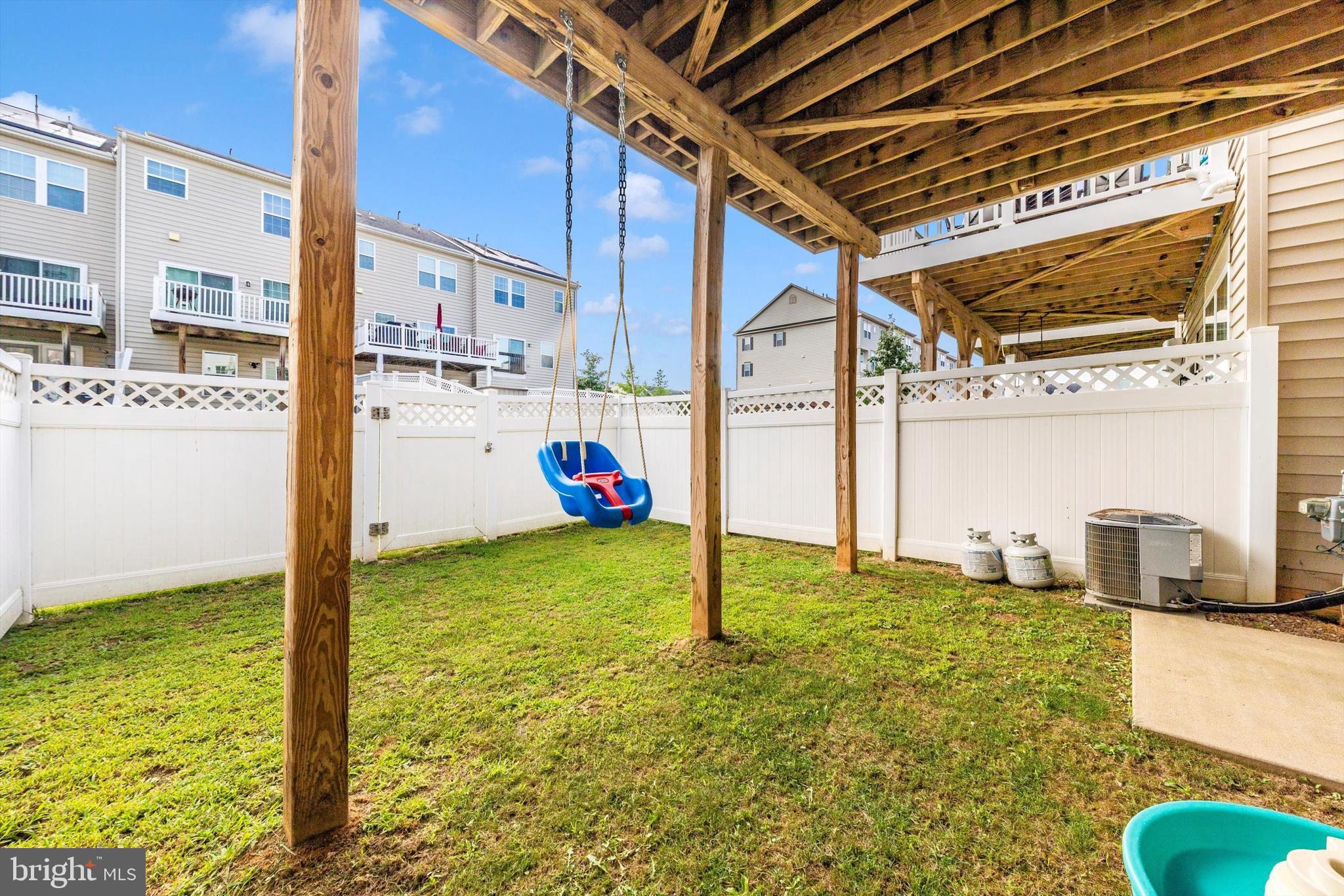 6394 Betty Linton Ln