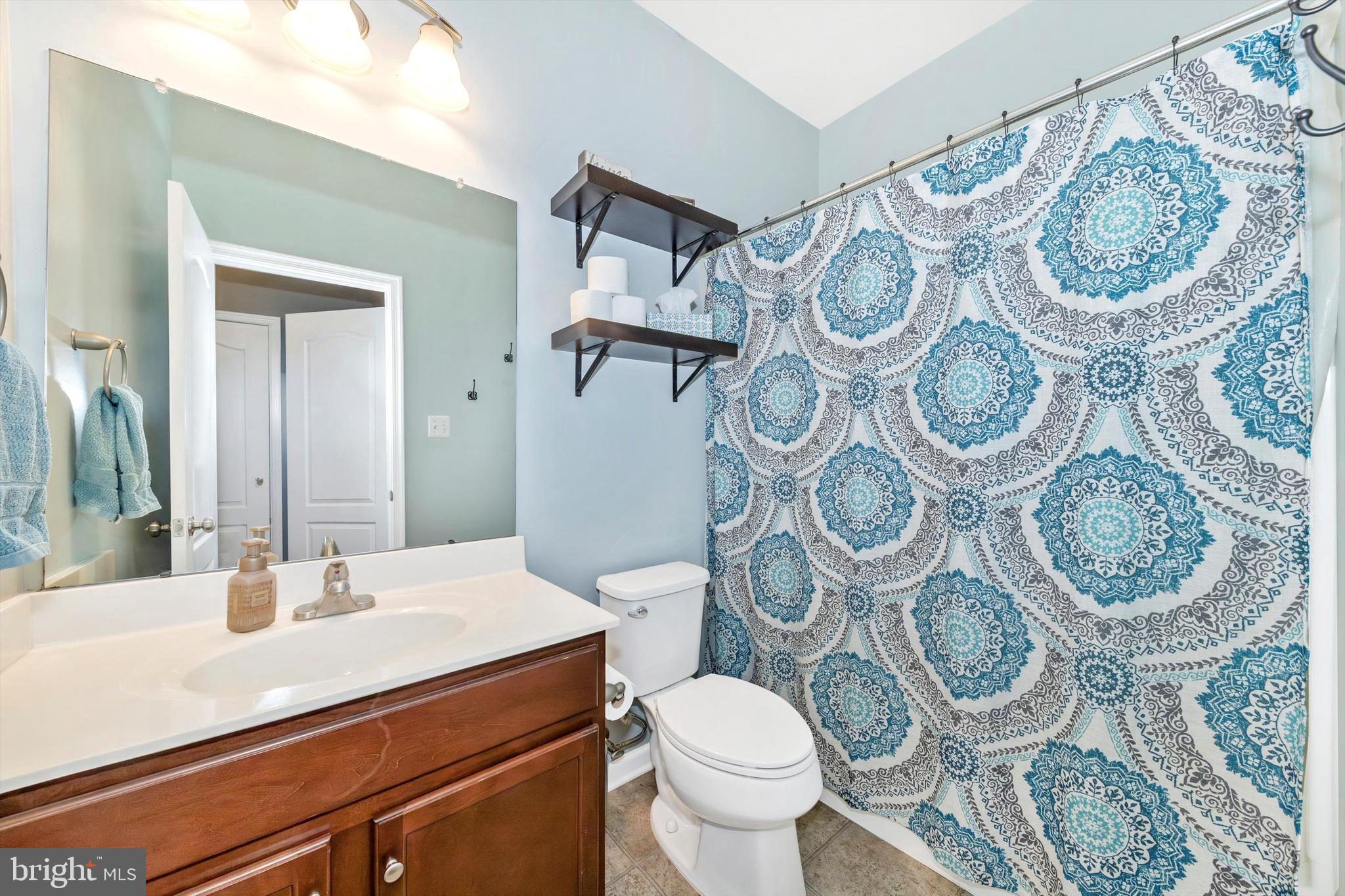 6394 Betty Linton Ln