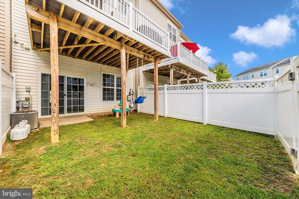 6394 Betty Linton Ln