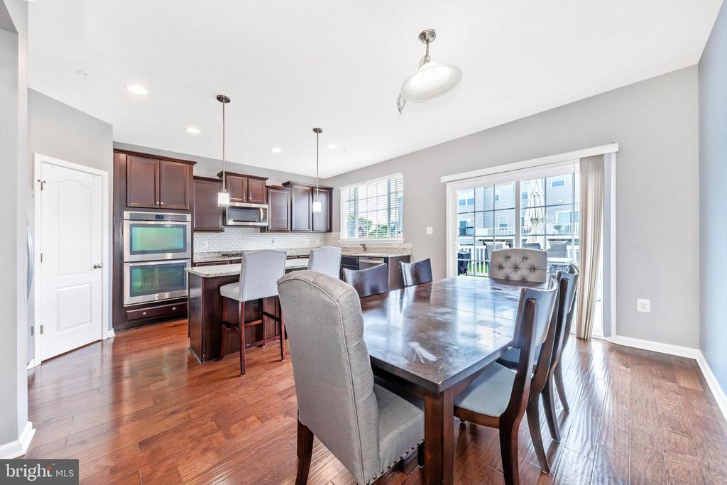 6394 Betty Linton Ln