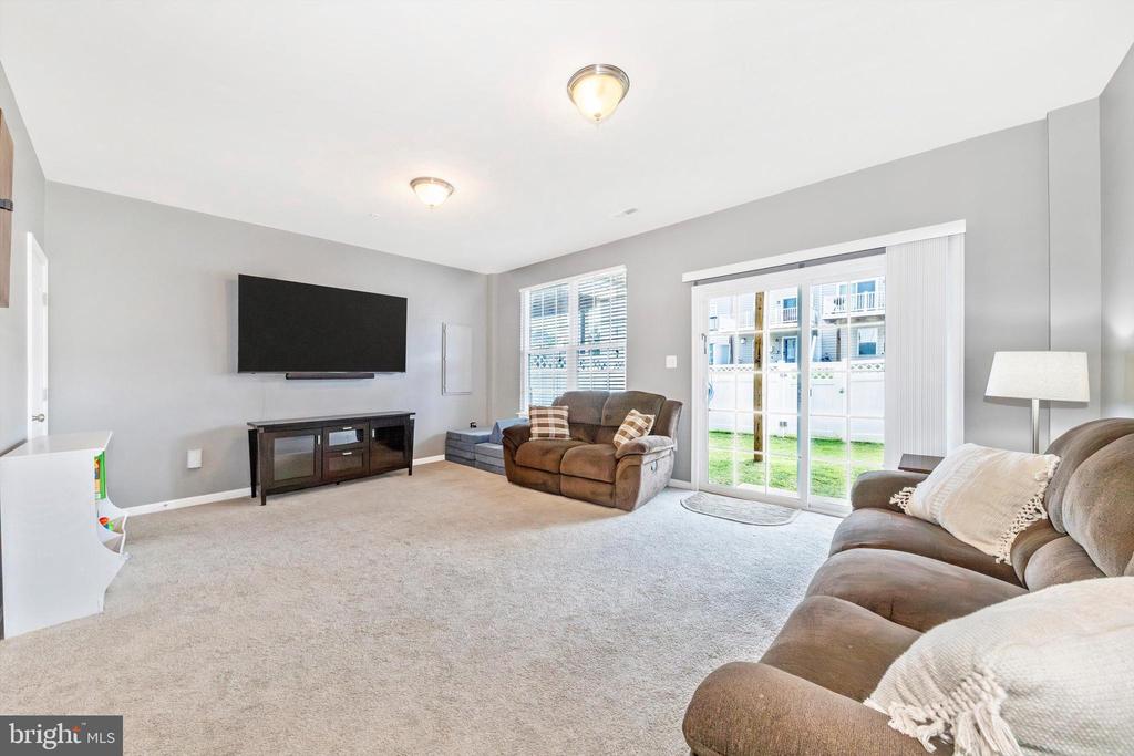 6394 Betty Linton Ln