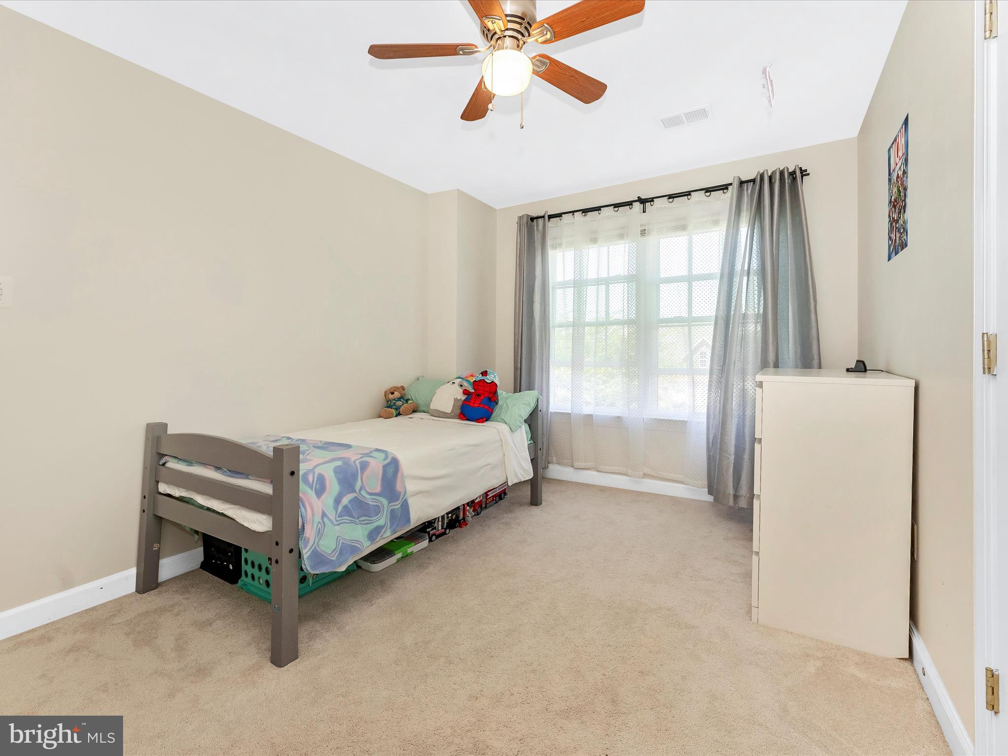 106 BEDROCK DR