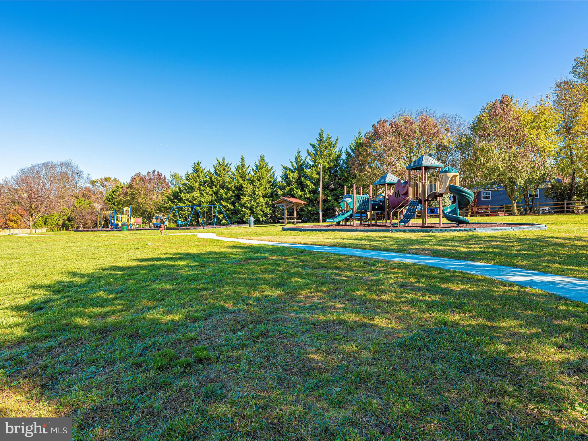 106 BEDROCK DR