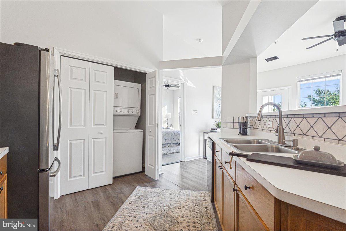 8206 BLUE HERON DRIVE 3D