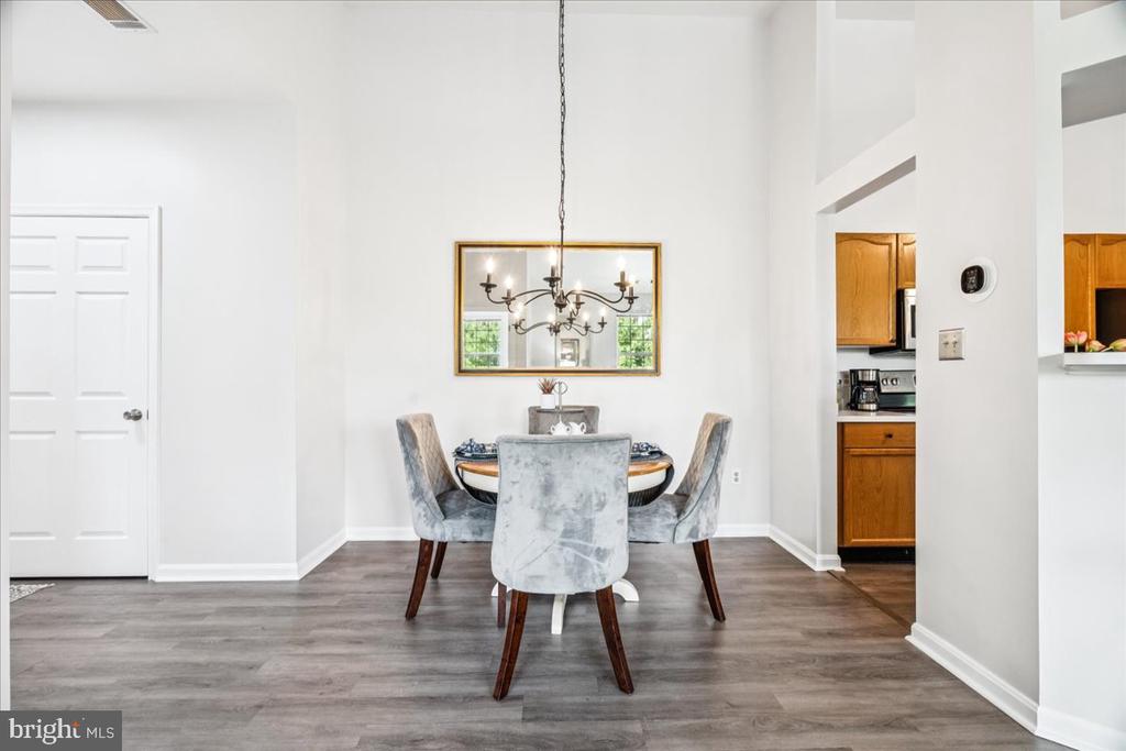8206 BLUE HERON DRIVE 3D