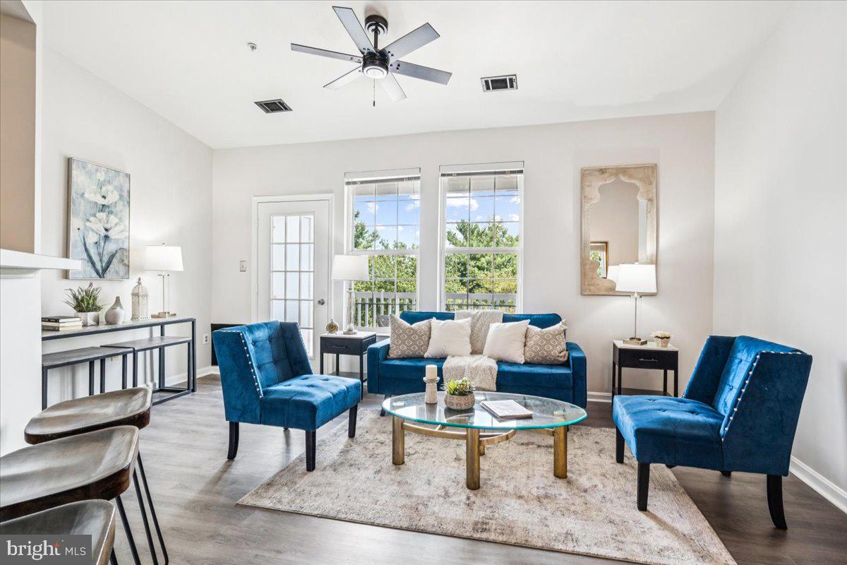 8206 BLUE HERON DRIVE 3D