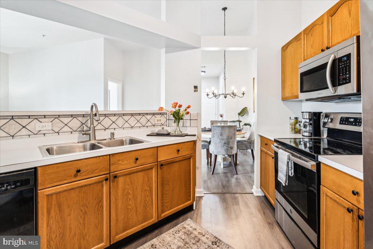 8206 BLUE HERON DRIVE 3D