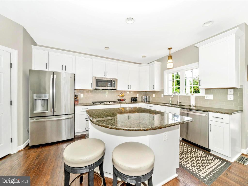 4 Tile Silo Ct